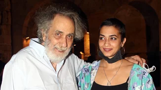 Κώστας Αρζόγλου | Σπάνια εμφάνιση με την κούκλα 20χρονη κόρη του, Μαρία