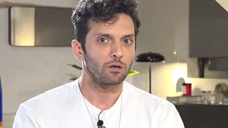 Στο πλευρό του Δημήτρη Μοθωναίου η Πηνελόπη Αναστασοπούλου και η Λένα Δροσάκη