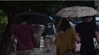 Καιρός: Πέφτει η θερμοκρασία και έρχονται βροχές και καταιγίδες - Πού θα είναι έντονα τα φαινόμενα