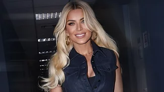 Η δερμάτινη φούστα της Κατερίνας Καινούργιου είναι must για τα φθινοπωρινά μας looks