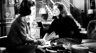 Όταν η Τζένη Καρέζη αποφάσισε να ακούσει τη φωνή μέσα της