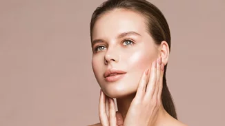 4 ενεργά συστατικά που αξίζουν μια θέση στη skincare ρουτίνα σου τον χειμώνα