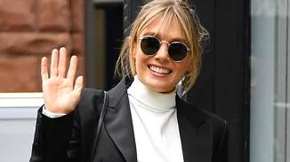 10 iconic foundations που αξίζει να αγοράσεις στη φετινή Black Friday