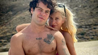 Νέα αρχή για τον Άγγελο Λάτσιο | Τι ετοιμάζει ο γιος της Ελένης Μενεγάκη;