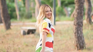 Η Νάνσυ Ζαμπέτογλου έχει γενέθλια και τα γιόρτασε με την οικογένειά της στην Κέα