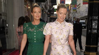 5 καλοκαιρινά looks για εσένα που είσαι καλεσμένη σε πολιτικό γάμο