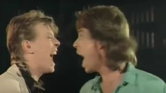 Όταν η γυναίκα του Ντέιβιντ Μπάουι τον έπιασε με τον Μικ Τζάγκερ στο κρεβάτι