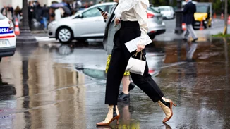 Τα 5 ζευγάρια μπότες που κάθε γυναίκα με ενημερωμένο στιλ έχει φέτος στη γκαρνταρόμπα της