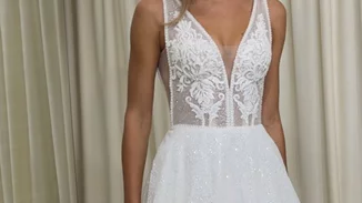 Γάμος με "άρωμα" Survivor | Η πρόβα νυφικού και η διάσημη κουμπάρα