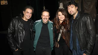 Καίτη Γαρμπή & Διονύσης Σχοινάς | Σε θεατρική πρεμιέρα με τον γιο τους, Δημήτρη