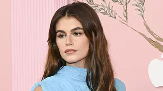 Liquid Brunette | Το ανατρεπτικό χρώμα μαλλιών που υιοθετούν οι πιο κομψές γυναίκες τώρα