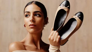 Οι κομψοί τρόποι για να φορέσεις τις μπαλαρίνες ως αυθεντική fashion lover