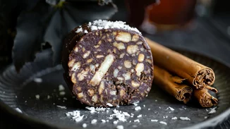 Ο πιο φανταστικός κορμός σοκολάτας που έχεις δοκιμάσει | Με cottage και 0% ζάχαρη