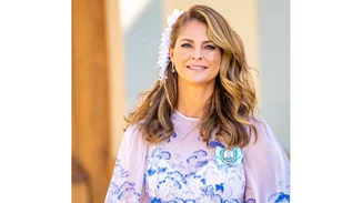 Πριγκίπισσα Madeleine | Η νεότερη κόρη του βασιλιά της Σουηδίας αντέγραψε το γιορτινό look της Kate Middleton