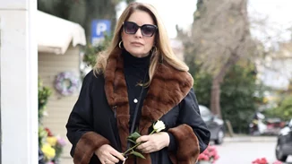 Άντζελα Γκερέκου | Στο τελευταίο αντίο στον Ιάσονα Τριανταφυλλίδη - Ποιοι άλλοι βρέθηκαν εκεί