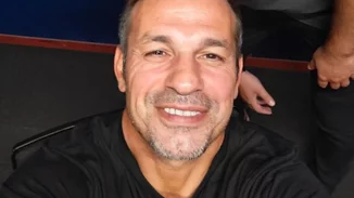 Aποκωδικοποιώντας το Instagram του Ντέμη | Tα follows και τα likes