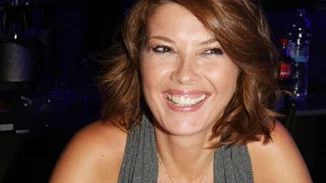 Σοφία Αλιμπέρτη | Κάνει μπάνιο στα καταγάλανα νερά των Παξών