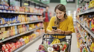 Αγίου Πνεύματος | Ανοιχτά τα σούπερ μάρκετ και τα μαγαζιά σήμερα - Ποιοι δεν δουλεύουν