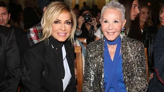 Όταν η Άννα Βίσση φίλησε στο στόμα τη Ζωή Λάσκαρη πριν 21 χρόνια