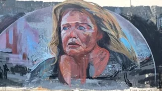 Θεσσαλονίκη | Γκράφιτι με το πρόσωπο της Μαρίας Καβογιάννη ως σχόλιο για την έμφυλη βία