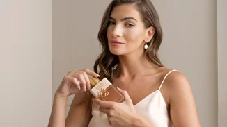 Αυτό είναι το πιο αισθησιακό άρωμα του φετινού καλοκαιριού - και όχι μόνο