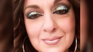 Σοφία Μουτίδου | Η φωτογραφία με γκρίζα ρίζα που λάτρεψαν οι fans της