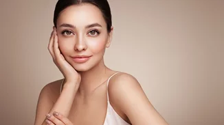 3+1 λόγοι να εντάξεις μια μάσκα προσώπου με άργιλο στη skincare ρουτίνα σου