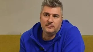 Νίκος Μωραΐτης | "Μακάρι να μην είχα δώσει ποτέ τραγούδια μου στον Σάκη Ρουβά΄"