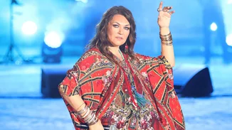 H Kαίτη Γαρμπή σε ηλικία 16 ετών με κατάξανθα μαλλιά