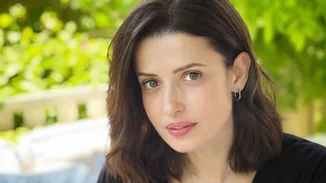 Η Χρύσα Παπά με πιο κοντά μαλλιά από ποτέ | Το νέο της κούρεμα είναι αυτό που λατρεύουν και οι Γαλλίδες