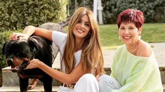 Ανθή Σαλαγκούδη | Δες πόσο μοιάζει με την (πολύ μοντέρνα)  μητέρα της