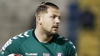 Συγκλονίζει ο τερματοφύλακας του Απόλλωνα | "Η κόρη μου δεν θα περπατήσει ποτέ - Ο καρκίνος πάγωσε τον εγκέφαλό της"