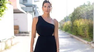 Σταματίνα Τσιμτσιλή | Επέλεξε να φορέσει τις μπότες της με το styling combo που δεν προτιμάμε συχνά