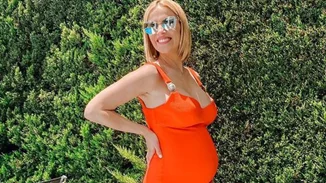 Η Νάντια Μπουλέ φωτογραφίζει για πρώτη φορά τη νεογέννητη κόρη της