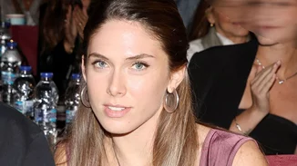 Η Αφροδίτη Λιάντου σε σπάνια εμφάνιση με τους γονείς της, Εβελίνα Παπούλια και Γιώργο Λιάντο