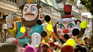 Πατρινό καρναβάλι 2026 | Μέσα από το φως και την καλλιτεχνική δράση, στέλνει το μήνυμα της χαράς και της ανθρώπινης επαφής