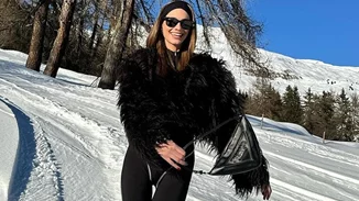 So hot right now | Η Ηλιάνα Παπαγεωργίου με το μαγιό της στις χιονισμένες Άλπεις