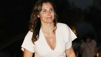 Δύσκολες ώρες για τη Μπέτυ Μπαζιάνα | Έφυγε από τη ζωή η μητέρα της