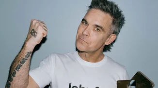 O τρομερός Robbie Williams ισοφάρισε ρεκόρ των Beatles