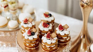 Εορτολόγιο: Ποιος γιορτάζει σήμερα 15 Ιουλίου