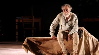 Ορόρα Μαριόν Αρζόγλου | Αυτή είναι η ταλαντούχα κόρη του Κώστα Αρζόγλου με την εξωτική ομορφιά