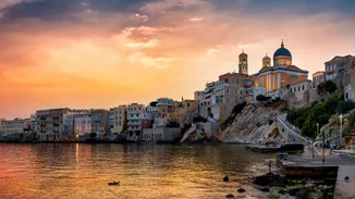 Στις... παραλίες οι εκδρομείς της 28ης Οκτωβρίου - Στο 65% η πληρότητα του διημέρου στα καταλύματα της χώρας