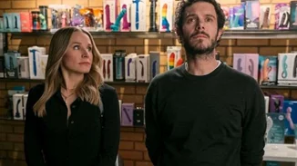 Οι 10 σειρές που βλέπουν όλοι αυτήν τη στιγμή