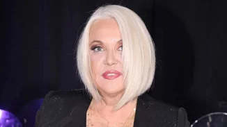 Ρούλα Κορομηλά | Οι φωτογραφίες χωρίς μακιγιάζ κάτω από το φως του ήλιου - "Αφήνεσαι"