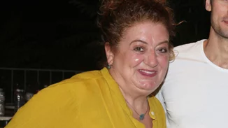 Μαρία Αντουλινάκη | H ηθοποιός από τις "Άγριες Μέλισσες" αποκαλύπτει τη μάχη της με την κατάθλιψη