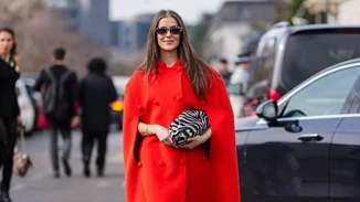 5 ανοιξιάτικα outfits που αποδεικνύουν πως η κομψότητα δεν θέλει κόπο, θέλει τρόπο