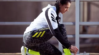 Ελισάβετ Πεσιρίδου: "Γιατί τρέχω; Ο δρόμος προς τους Ολυμπιακούς Αγώνες δεν ήταν εύκολος. Αλλά δε φοβάμαι τα εμπόδια."