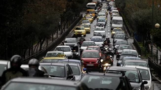 Σε "ασφυξία" το κυκλοφοριακό στην Αθήνα - Για 10 χιλιόμετρα θέλουμε περί τα 30 λεπτά