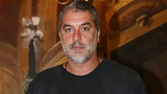 Βασίλης Μπισμπίκης | Η σπάνια φωτογραφία με τον γιο του