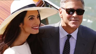 Ο George Clooney στη Μύκονο χωρίς την Amal Alamuddin
